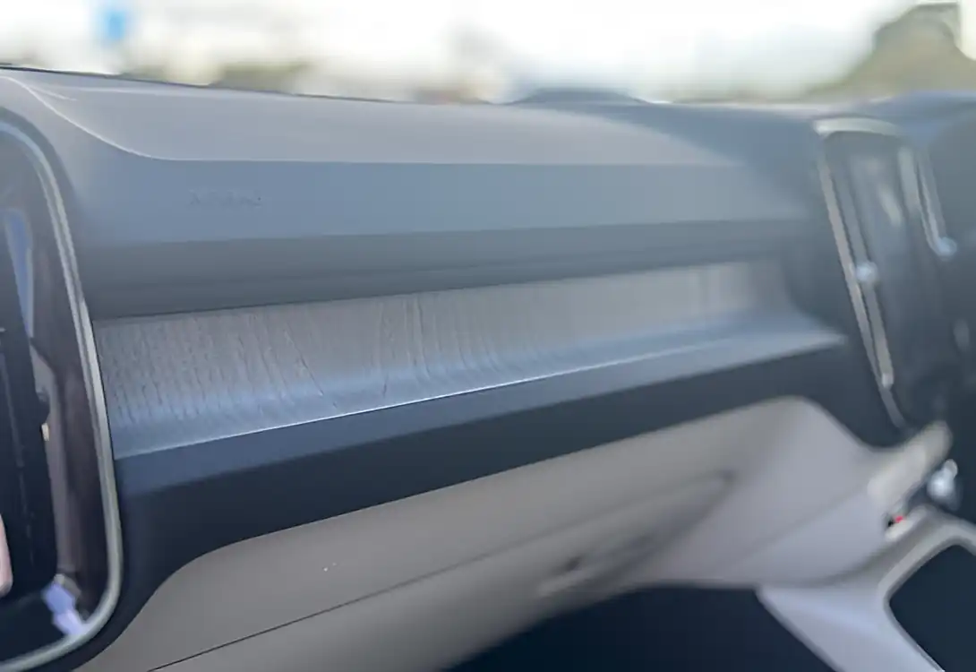 Used 2020 Volvo XC40 Inscription Pro Denim Blue - Interior and Exterior details 15