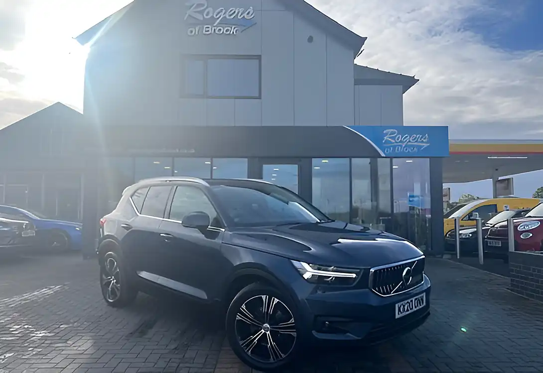 Used 2020 Volvo XC40 Inscription Pro Denim Blue - Interior and Exterior details 2