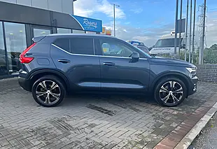 Used 2020 Volvo XC40 Inscription Pro Denim Blue - Interior and Exterior details 6