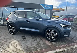 Used 2020 Volvo XC40 Inscription Pro Denim Blue - Interior and Exterior details 7