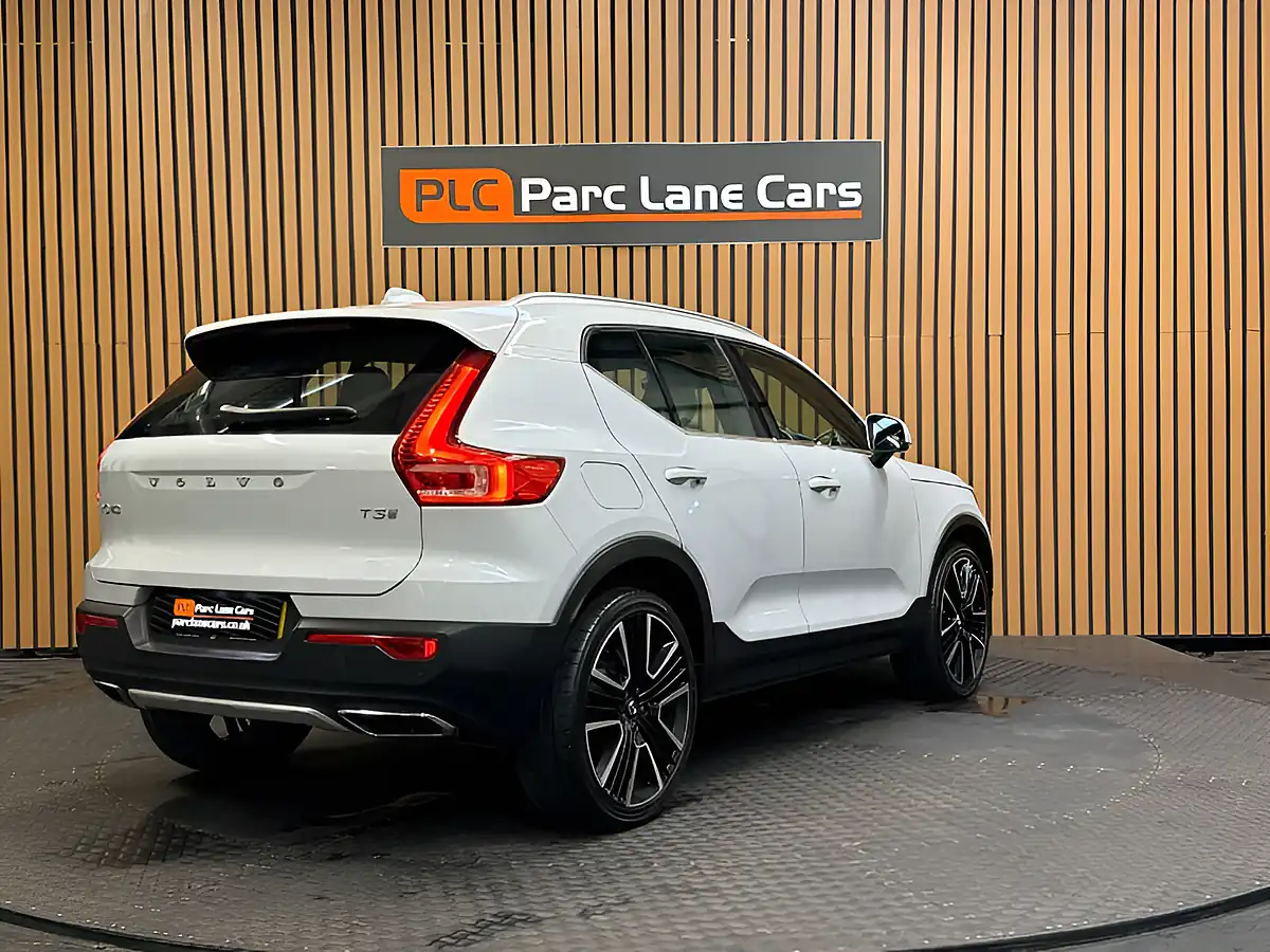 Used 2020 Volvo XC40 Inscription Pro Glacier Silver - Interior and Exterior details 7