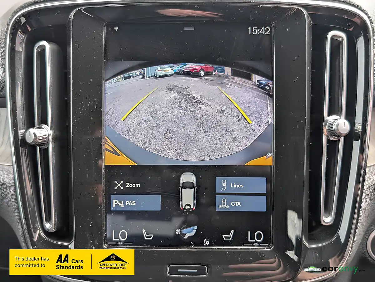 Used 2020 Volvo XC40 Inscription Pro Onyx Black - Interior and Exterior details 17