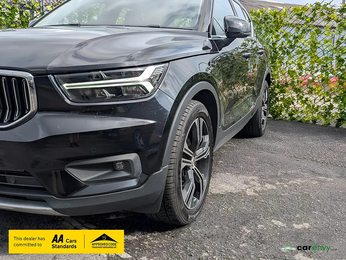 Used 2020 Volvo XC40 Inscription Pro Onyx Black - Interior and Exterior details 6