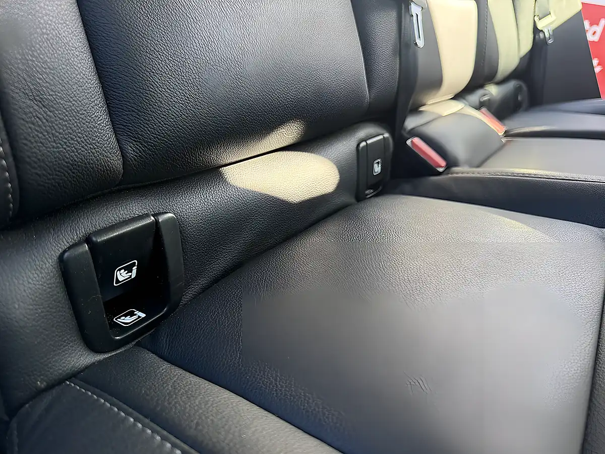 Used 2020 Volvo XC40 Inscription Pro Pebble Grey - Interior and Exterior details 13