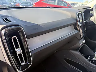 Used 2020 Volvo XC40 Inscription Pro Pebble Grey - Interior and Exterior details 16