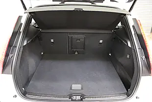 Used 2020 Volvo XC40 Inscription Pro White - Interior and Exterior details 18