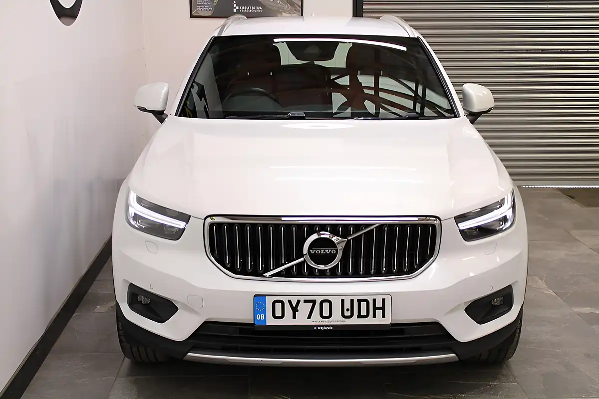 Used 2020 Volvo XC40 Inscription Pro White - Interior and Exterior details 4