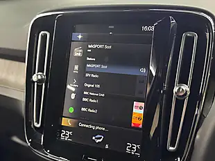 Used 2020 Volvo XC40 Inscription Silver - Interior and Exterior details 17