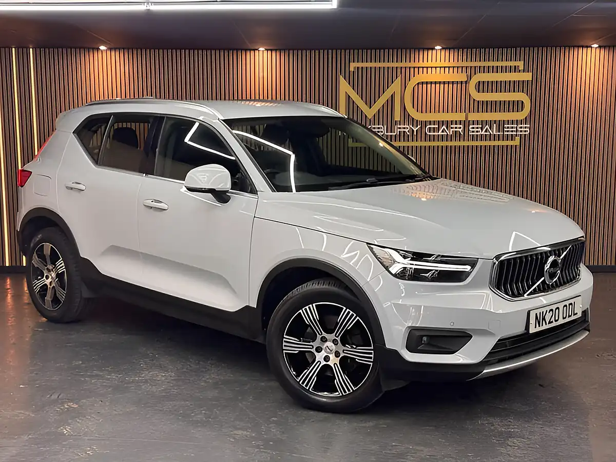Used 2020 Volvo XC40 Inscription Silver - Interior and Exterior details 2