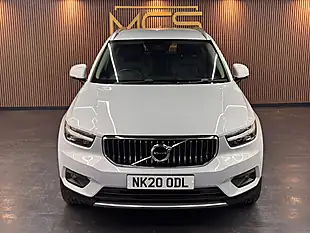 Used 2020 Volvo XC40 Inscription Silver - Interior and Exterior details 3