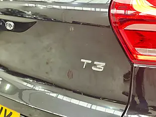 Used 2020 Volvo XC40 Momentum Black - Interior and Exterior details 12