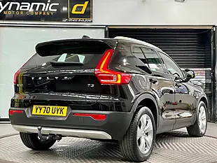Used 2020 Volvo XC40 Momentum Black - Interior and Exterior details 4
