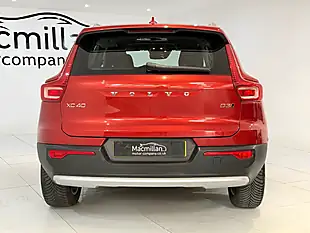 Used 2020 Volvo XC40 Momentum Pro Red - Interior and Exterior details 11