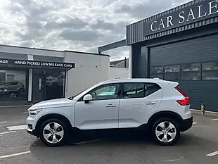 Used 2020 Volvo XC40 Momentum Silver - Interior and Exterior details 2