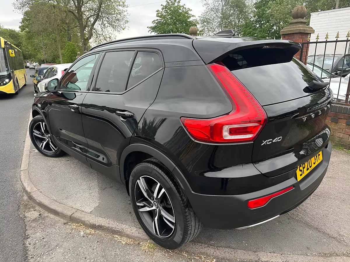 Used 2020 Volvo XC40 R-Design Black - Interior and Exterior details 4