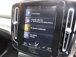 Used 2020 Volvo XC40 R-Design Blue - Interior and Exterior details 17
