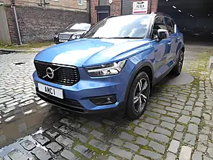 Used 2020 Volvo XC40 R-Design Blue - Interior and Exterior details 3