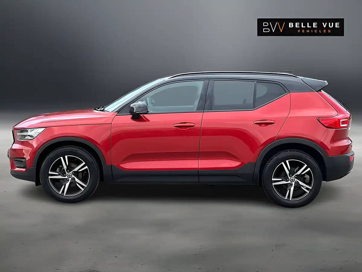 Used 2020 Volvo XC40 R-Design Fusion Red - Interior and Exterior details 10