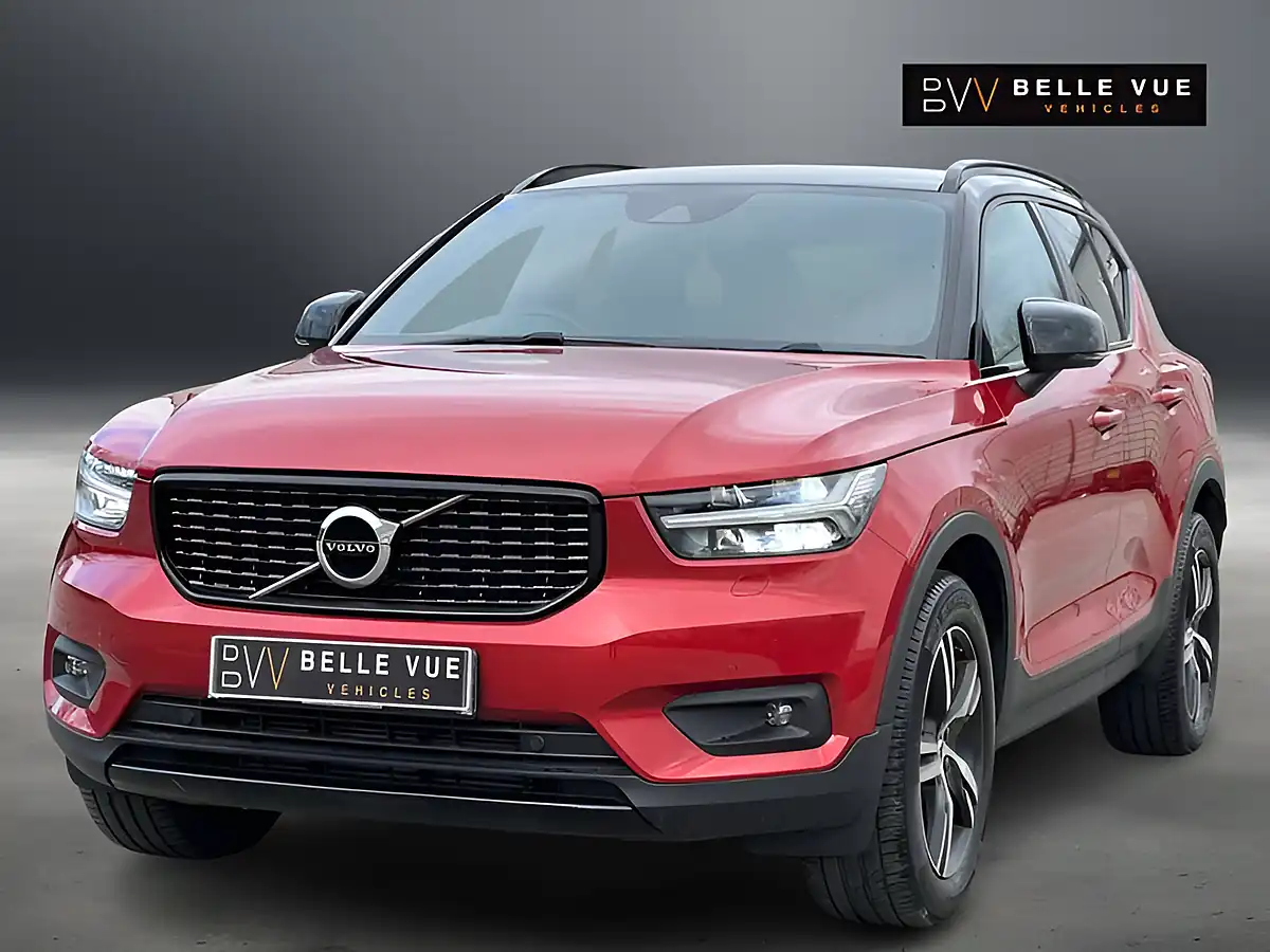 Used 2020 Volvo XC40 R-Design Fusion Red - Interior and Exterior details 12