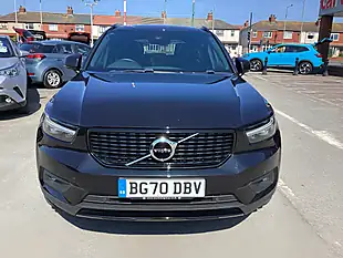 Used 2020 Volvo XC40 R-Design Onyx Black - Interior and Exterior details 10