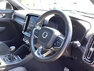 Used 2020 Volvo XC40 R-Design Onyx Black - Interior and Exterior details 7