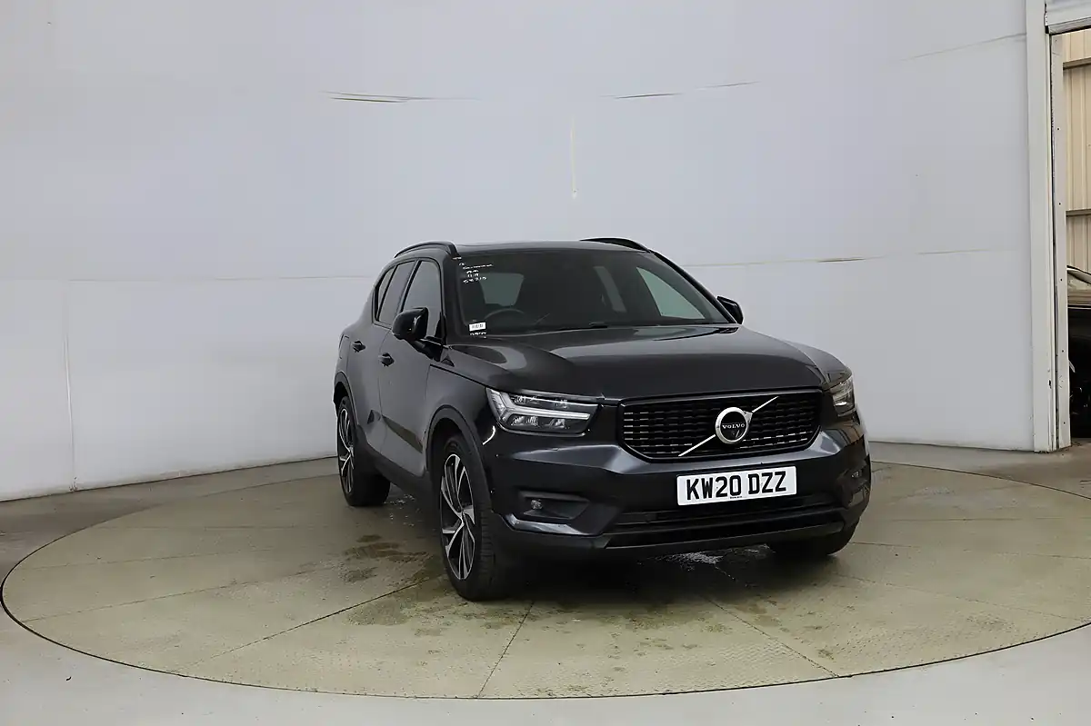 Used 2020 Volvo XC40 R-Design Pro Black - Interior and Exterior details 3