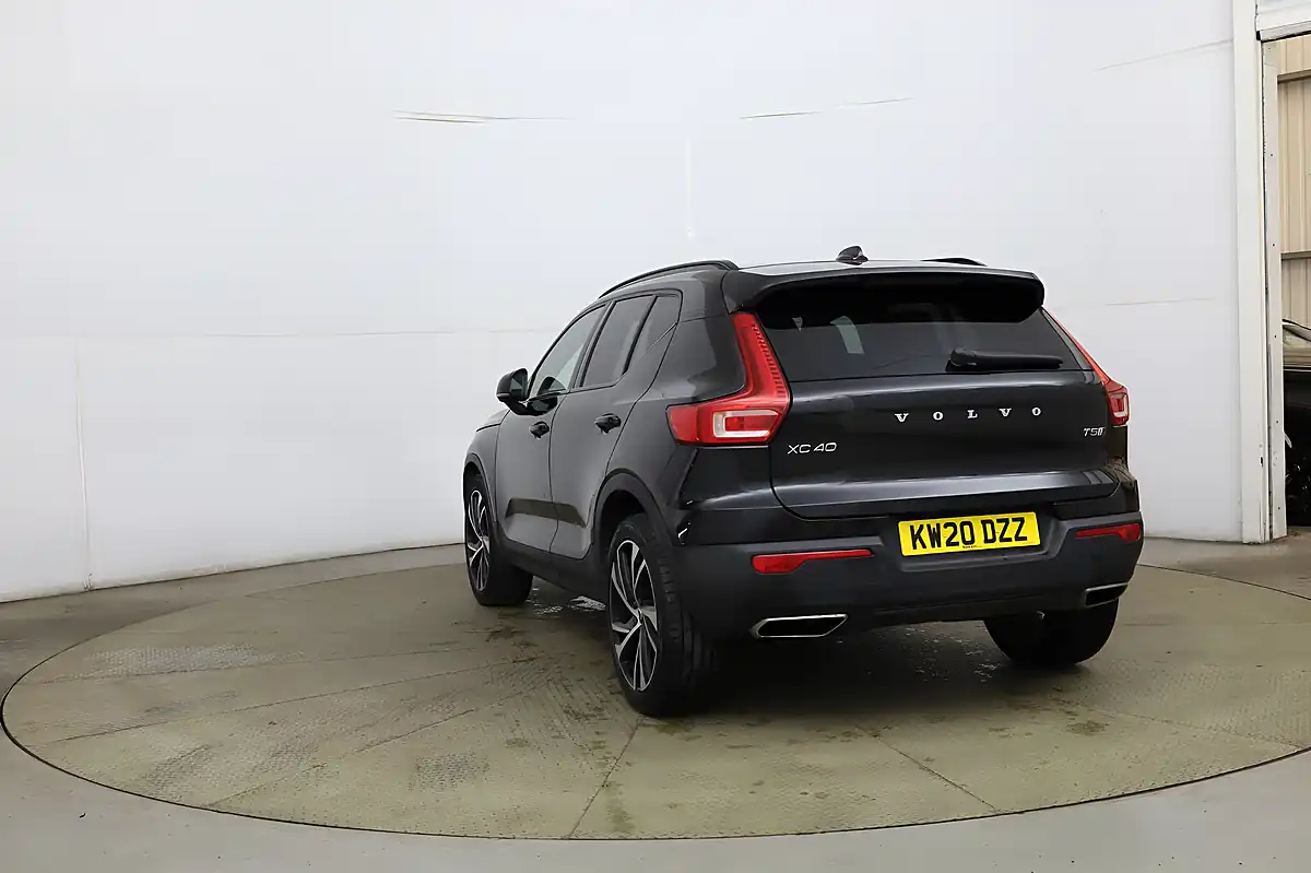 Used 2020 Volvo XC40 R-Design Pro Black - Interior and Exterior details 5