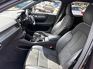 Used 2020 Volvo XC40 R-Design Pro Black - Interior and Exterior details 9
