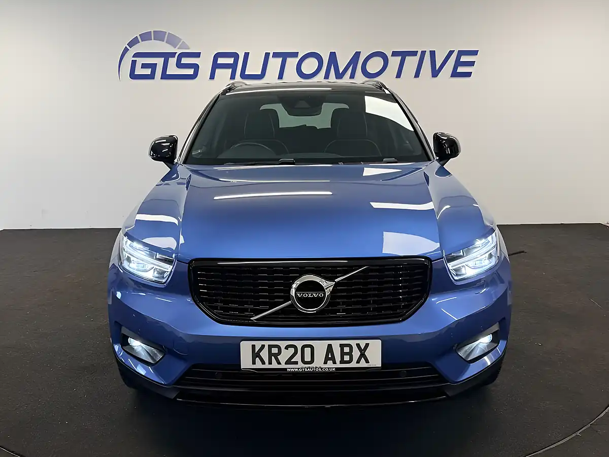 Used 2020 Volvo Xc40 R-Design Pro Bursting Blue - Interior and Exterior details 7