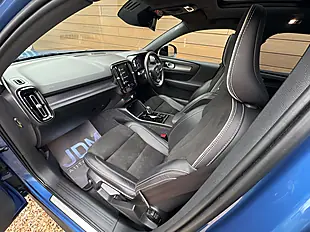 Used 2020 Volvo XC40 R-Design Pro Bursting Blue - Interior and Exterior details 19