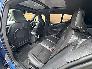 Used 2020 Volvo XC40 R-Design Pro Bursting Blue - Interior and Exterior details 20