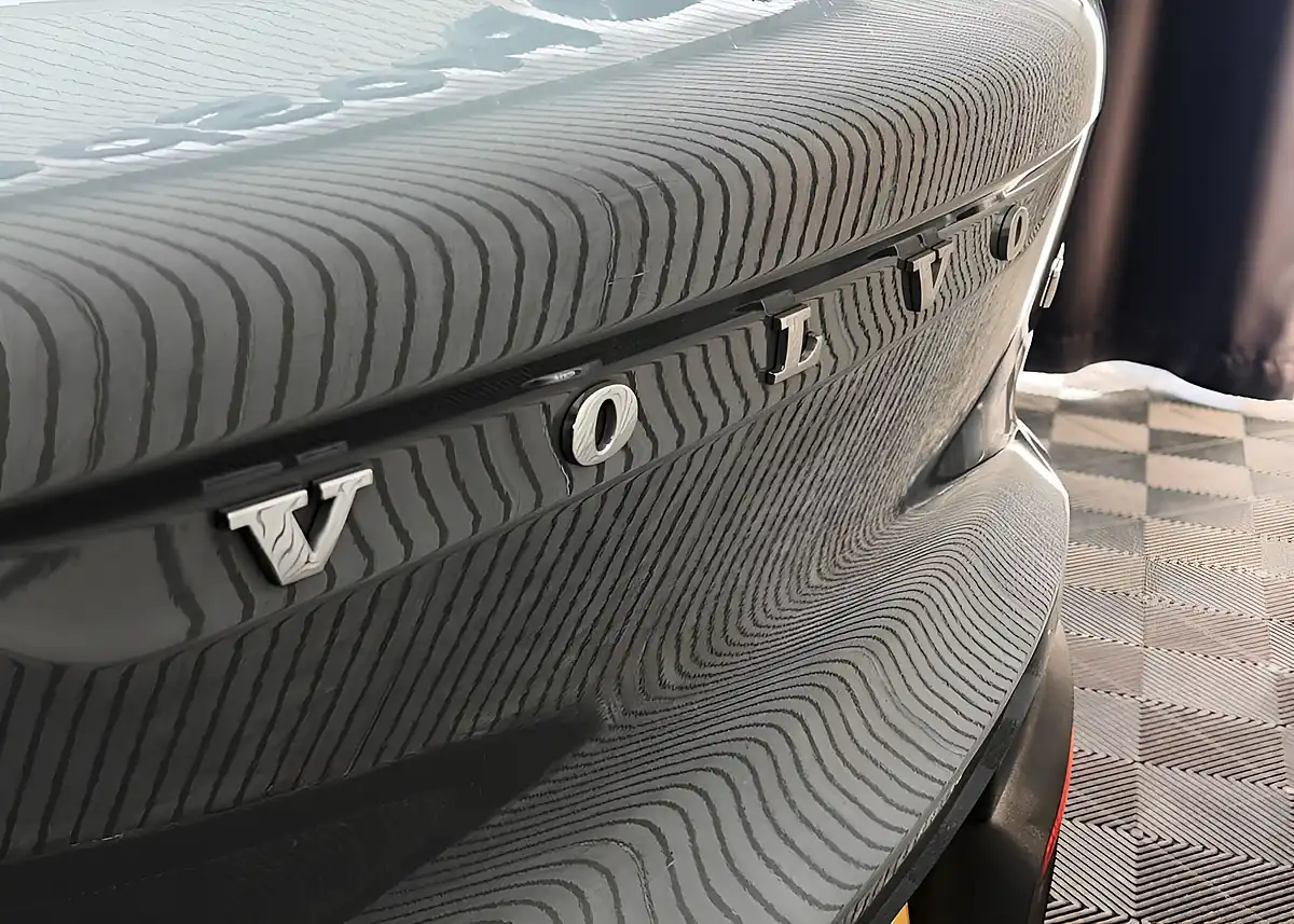 Used 2020 Volvo XC40 R-Design Pro Grey - Interior and Exterior details 15