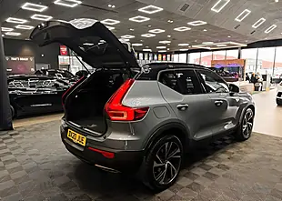 Used 2020 Volvo XC40 R-Design Pro Grey - Interior and Exterior details 18