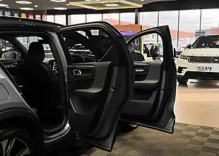 Used 2020 Volvo XC40 R-Design Pro Grey - Interior and Exterior details 19