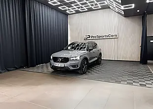 Used 2020 Volvo XC40 R-Design Pro Grey - Interior and Exterior details 5