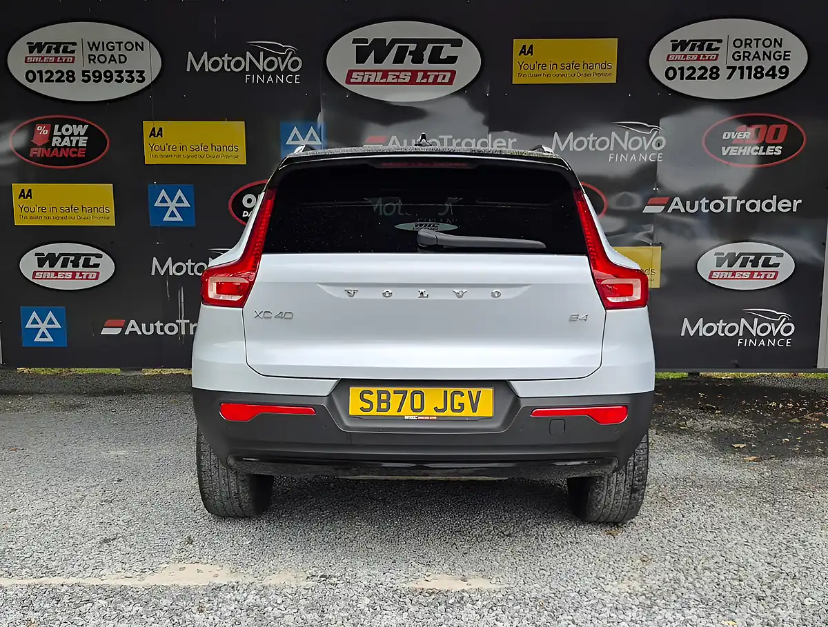Used 2020 Volvo XC40 R-Design Pro Silver - Interior and Exterior details 7