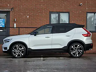 Used 2020 Volvo XC40 R-Design Pro White - Interior and Exterior details 9