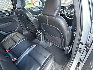 Used 2020 Volvo XC40 R-Design Silver - Interior and Exterior details 12