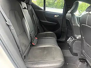 Used 2020 Volvo XC40 R-Design White - Interior and Exterior details 12