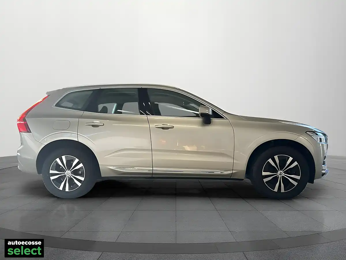 Used 2020 Volvo XC60 Inscription Expression Gold - Interior and Exterior details 12