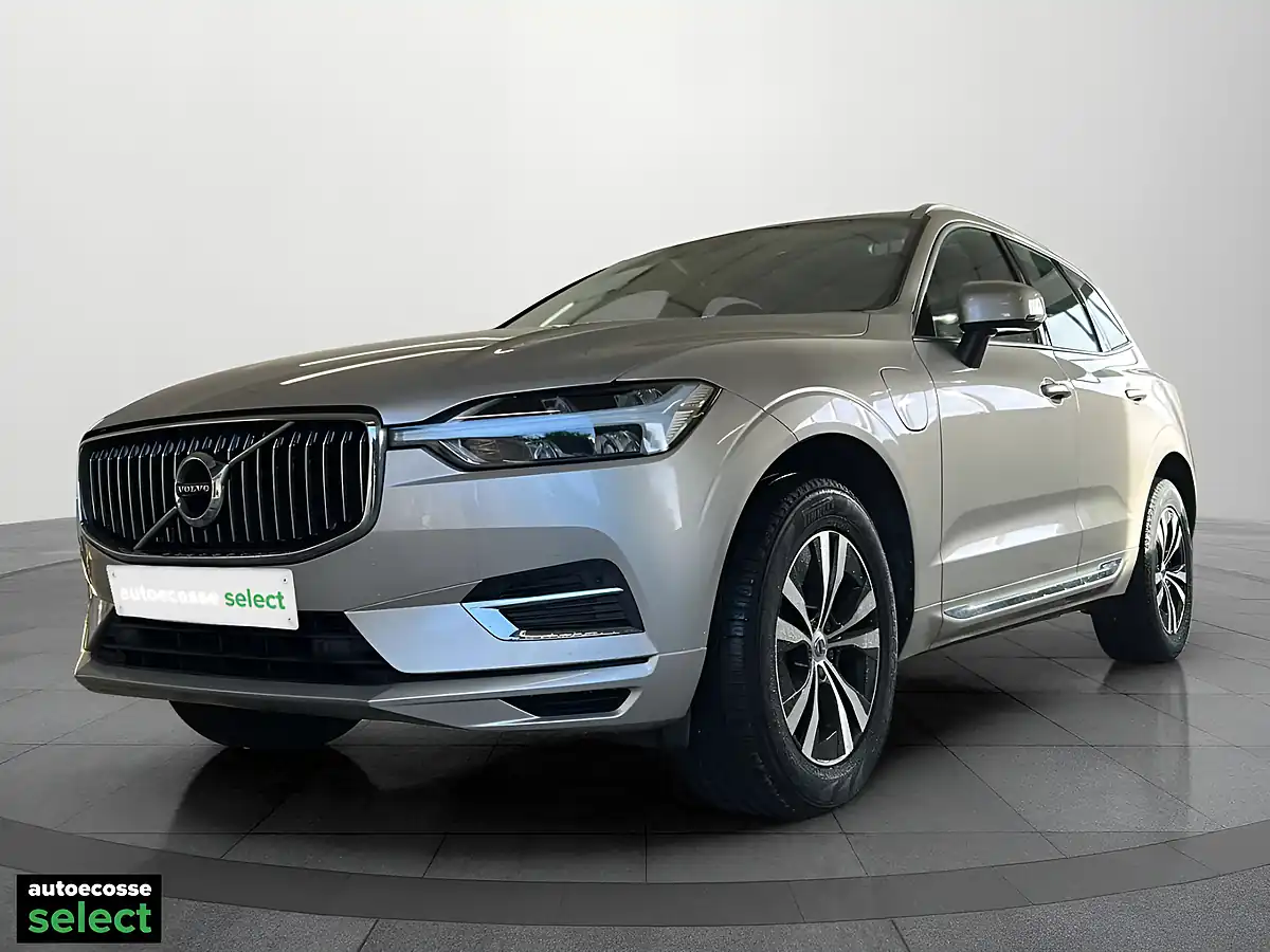 Used 2020 Volvo XC60 Inscription Expression Gold - Interior and Exterior details 4