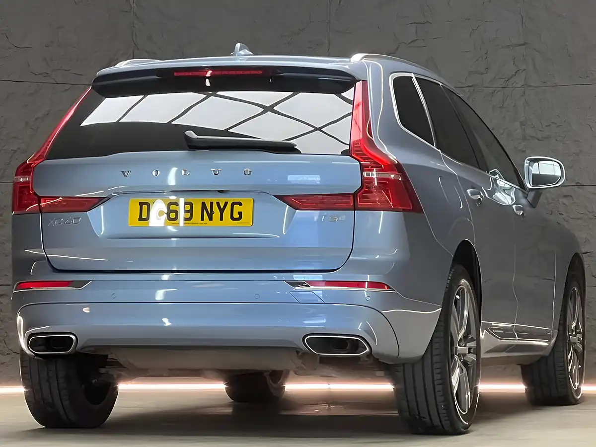Used 2020 Volvo XC60 Inscription Mussel Blue - Interior and Exterior details 13