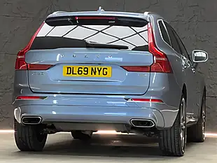 Used 2020 Volvo XC60 Inscription Mussel Blue - Interior and Exterior details 16