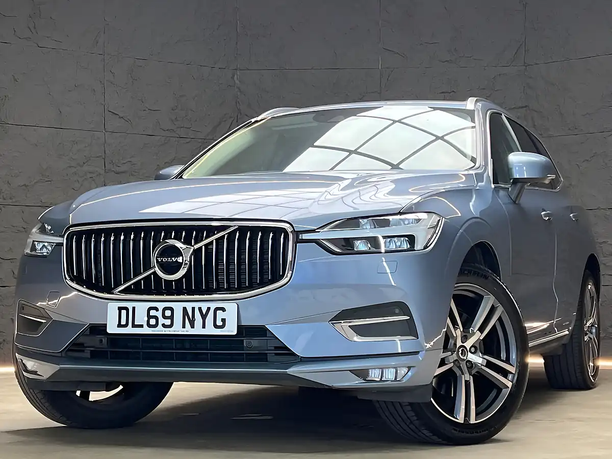 Used 2020 Volvo XC60 Inscription Mussel Blue - Interior and Exterior details 6