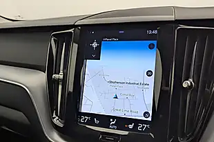 Used 2020 Volvo XC60 Momentum Ice White - Interior and Exterior details 12