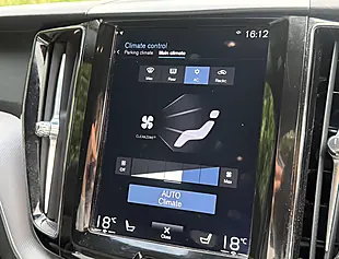 Used 2020 Volvo XC60 R-Design Osmium Grey - Interior and Exterior details 12