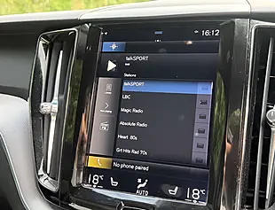 Used 2020 Volvo XC60 R-Design Osmium Grey - Interior and Exterior details 15