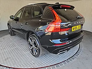 Used 2020 Volvo XC60 R-Design Pro Onyx Black - Interior and Exterior details 10