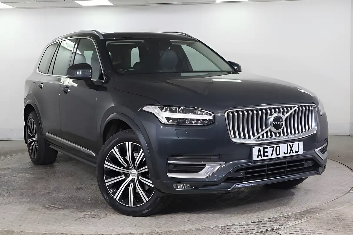 Used 2020 Volvo XC90 Inscription Grey - Front View