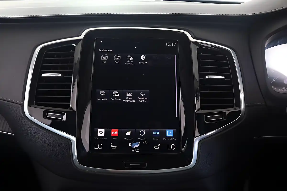 Used 2020 Volvo XC90 Inscription Grey - Interior and Exterior details 17